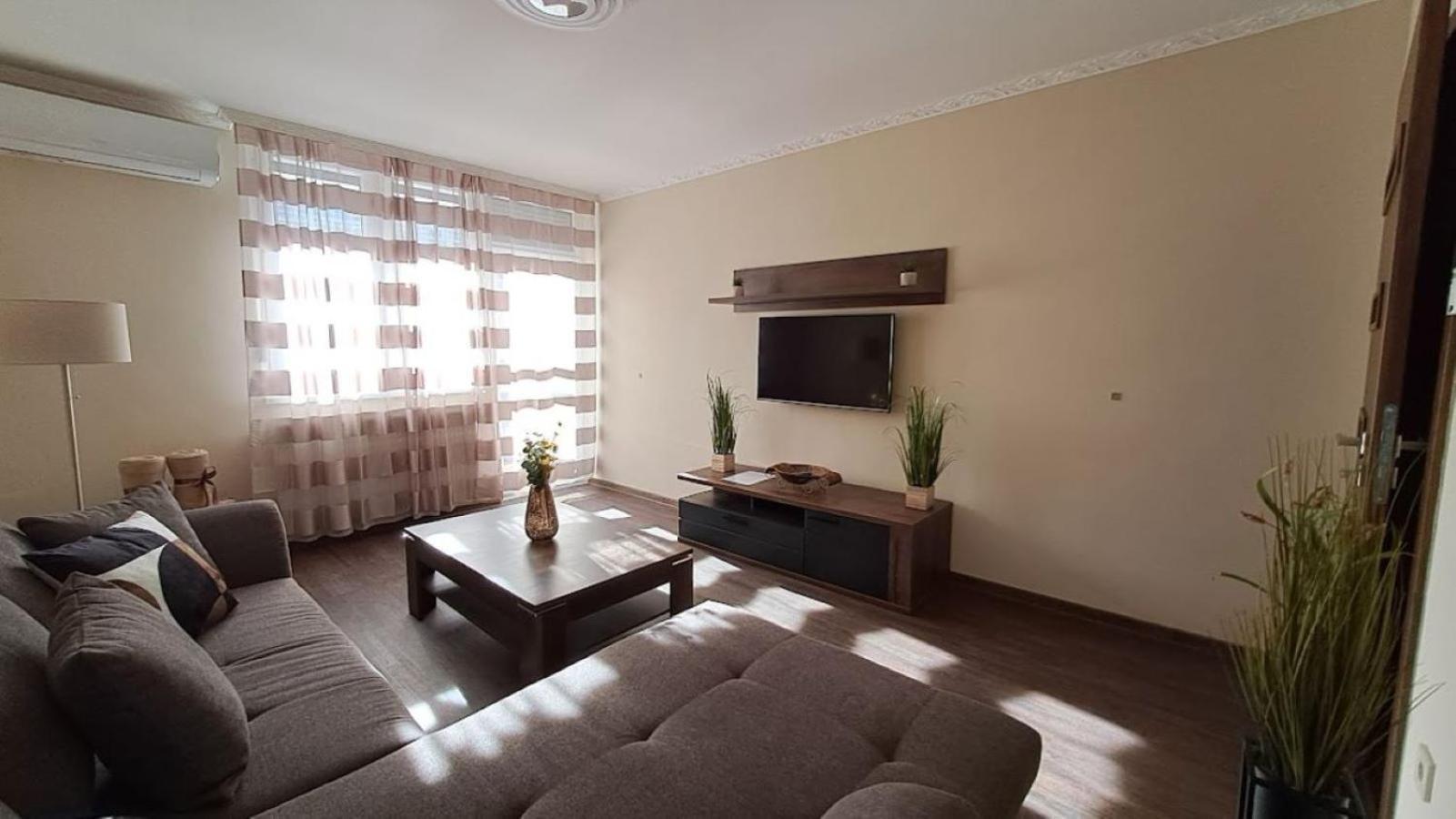 Szilfak City Apartman Hajdúszoboszló 외부 사진