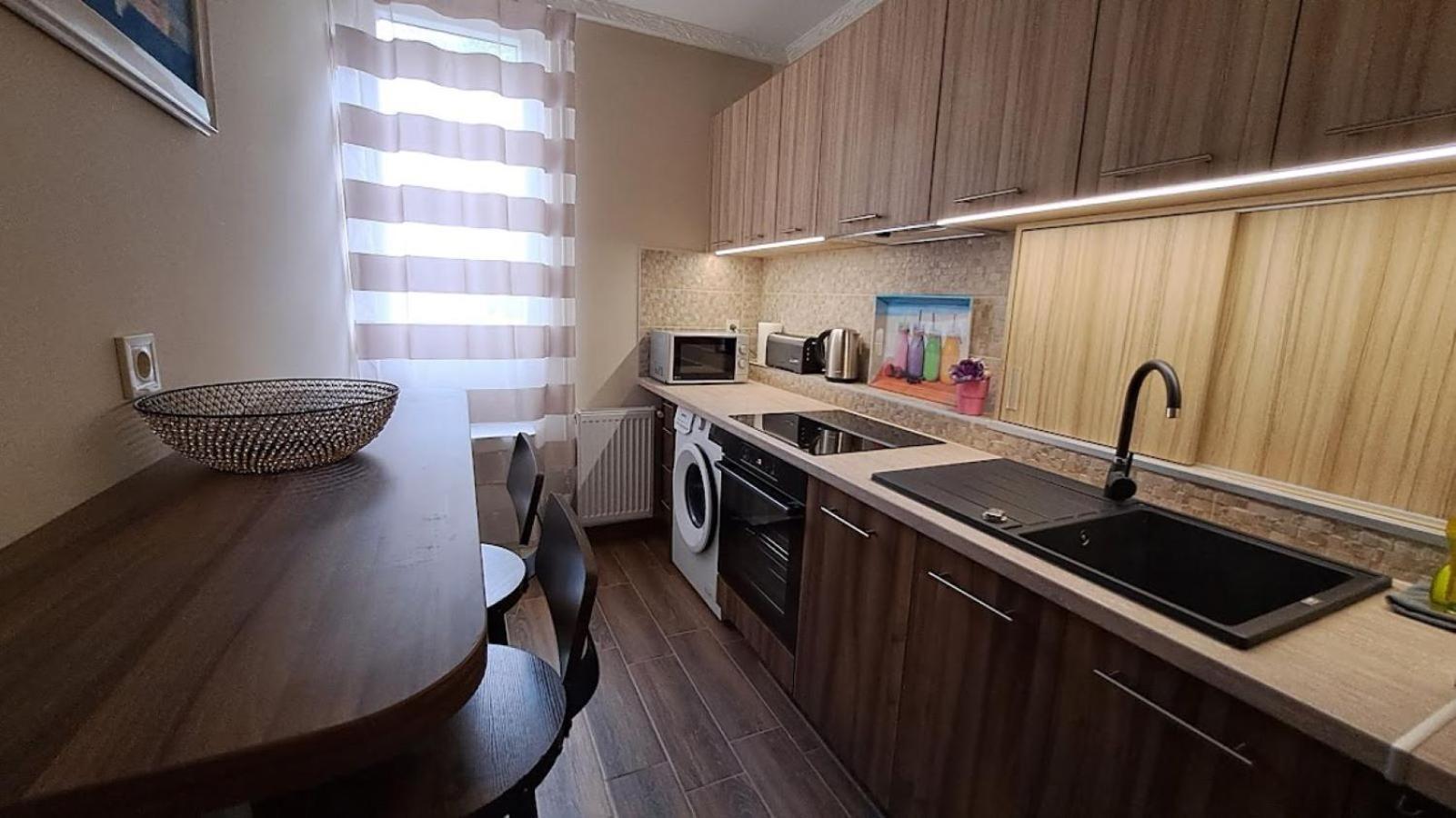 Szilfak City Apartman Hajdúszoboszló 외부 사진